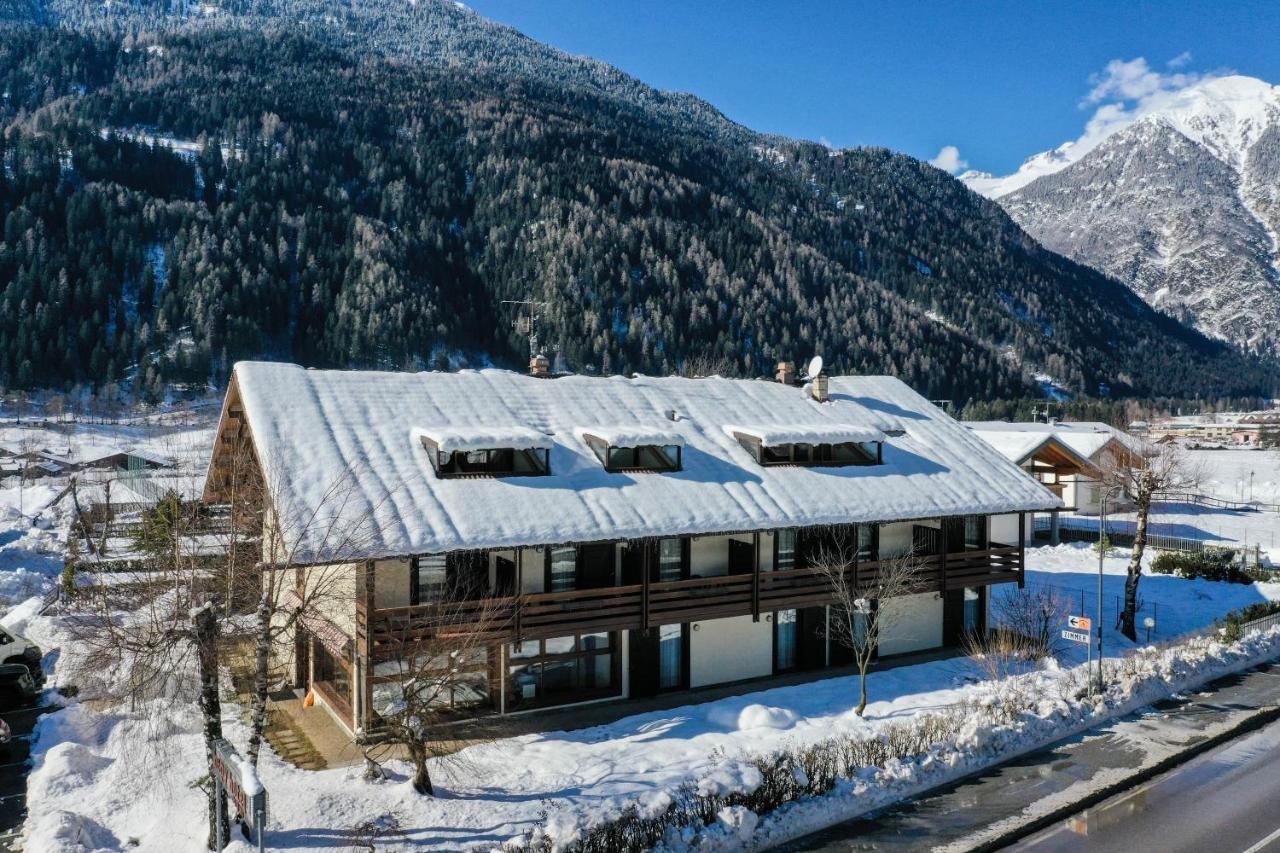 Bepy Hotel Garni Giustino Exterior photo
