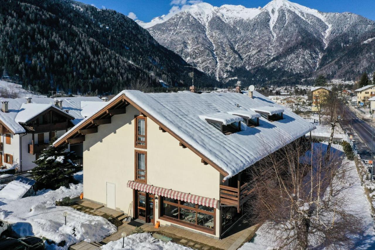 Bepy Hotel Garni Giustino Exterior photo