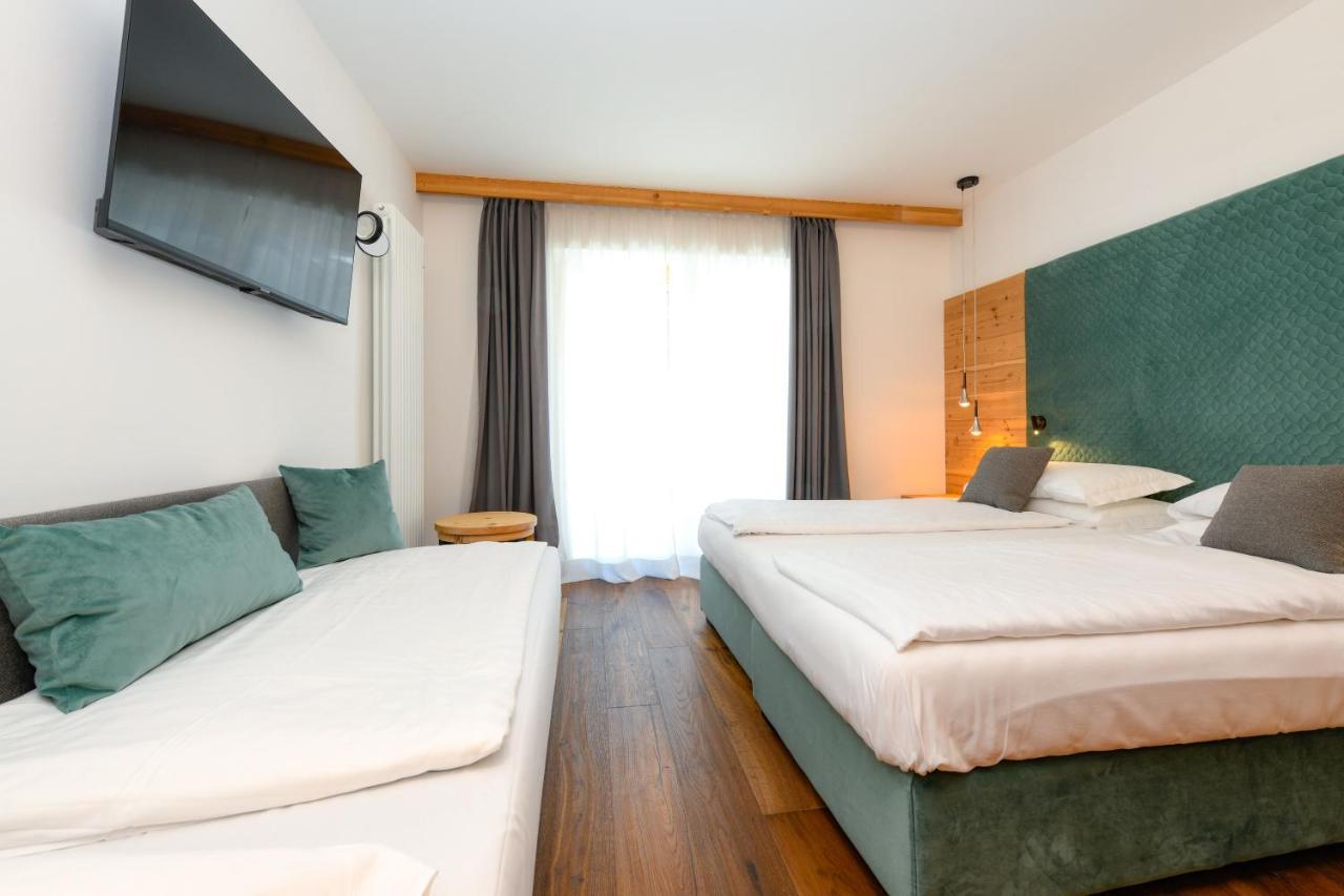 Bepy Hotel Garni Giustino Exterior photo