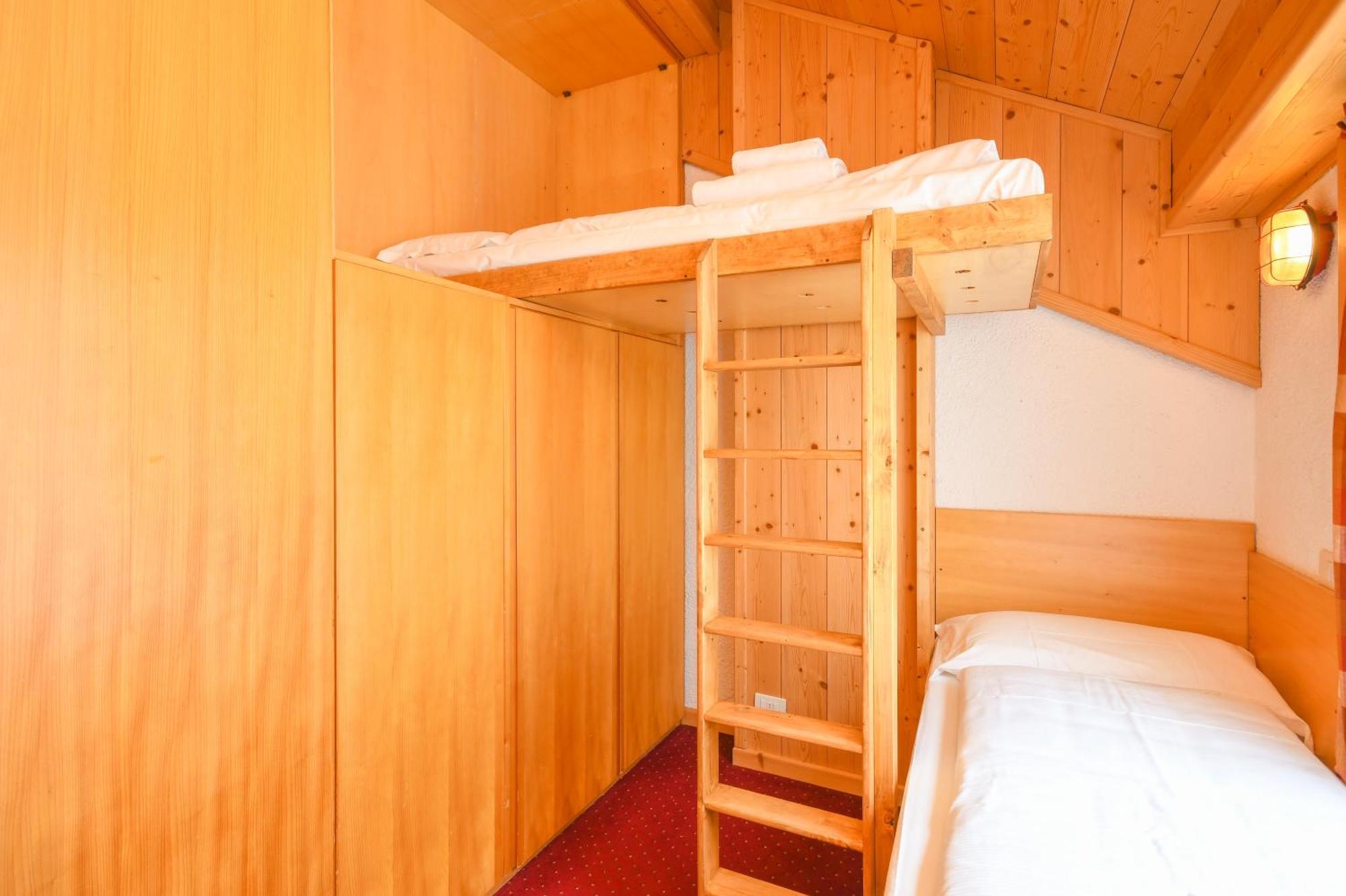 Bepy Hotel Garni Giustino Room photo