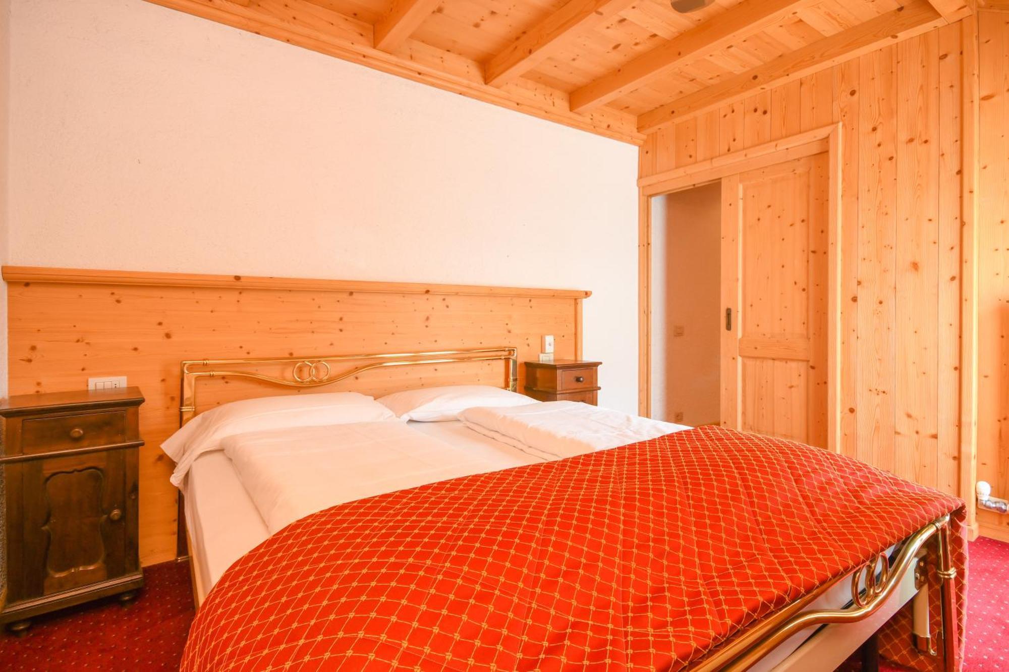Bepy Hotel Garni Giustino Room photo