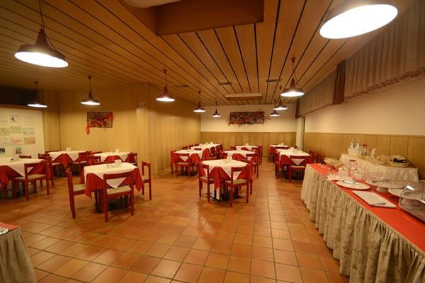 Bepy Hotel Garni Giustino Exterior photo