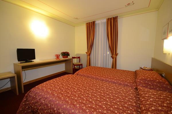 Bepy Hotel Garni Giustino Exterior photo